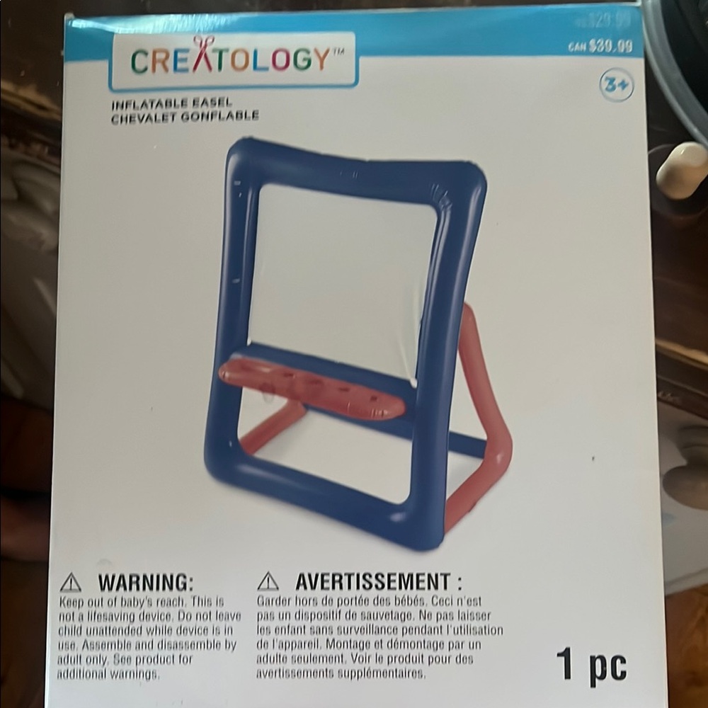 Creatology Inflatable Easel - Blue and Red